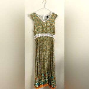 Cottage Style Floral Maxi Dress